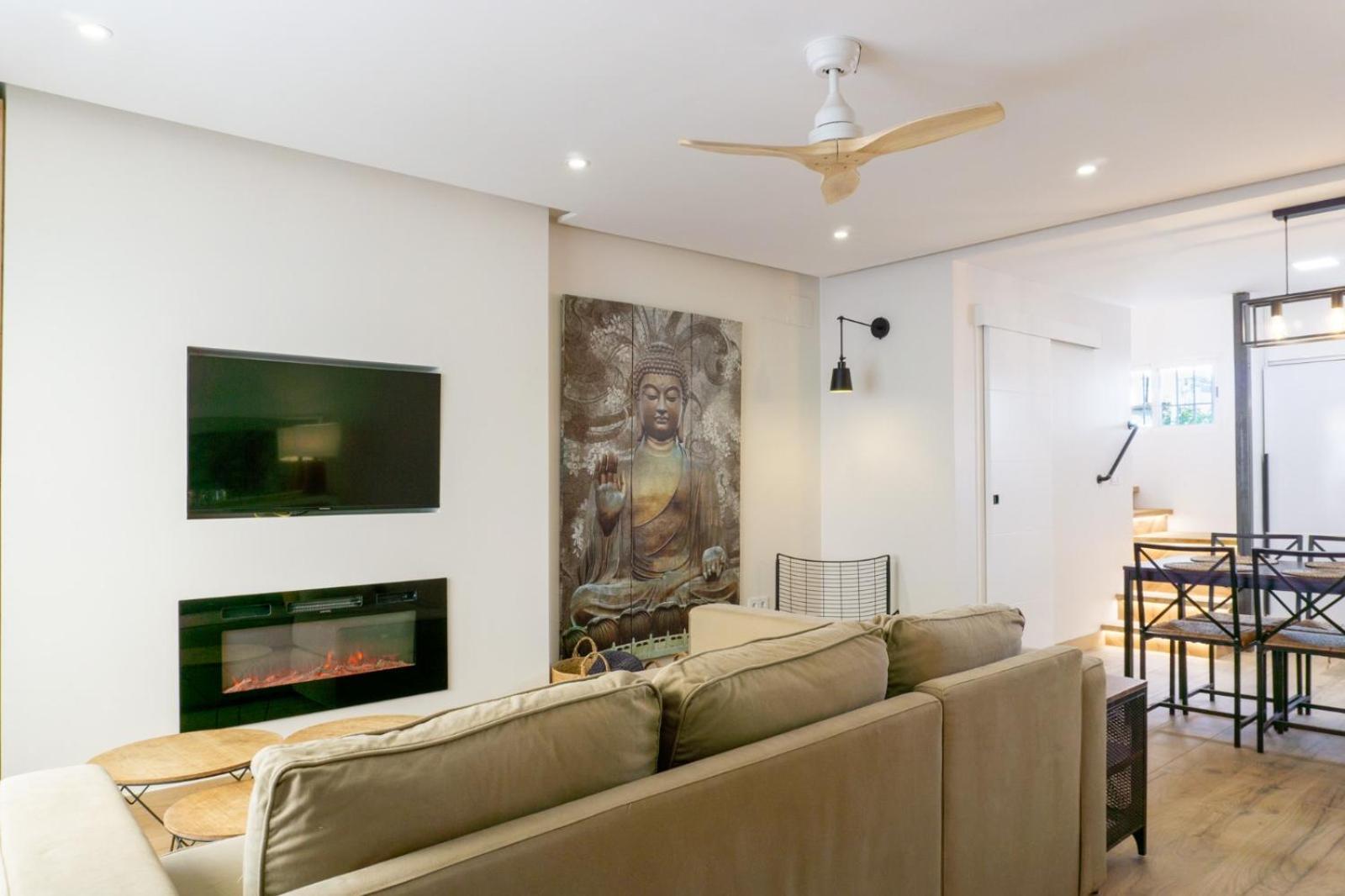 Acogedora Casa Junto Al Mar ,Cerca Del Centro Urbano Apartment มาลากา ภายนอก รูปภาพ